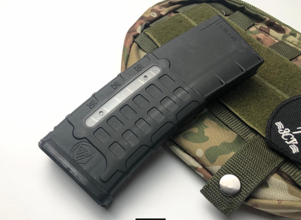 Магазин 5.56 х 45 мм Steel Plast з вікном чорний